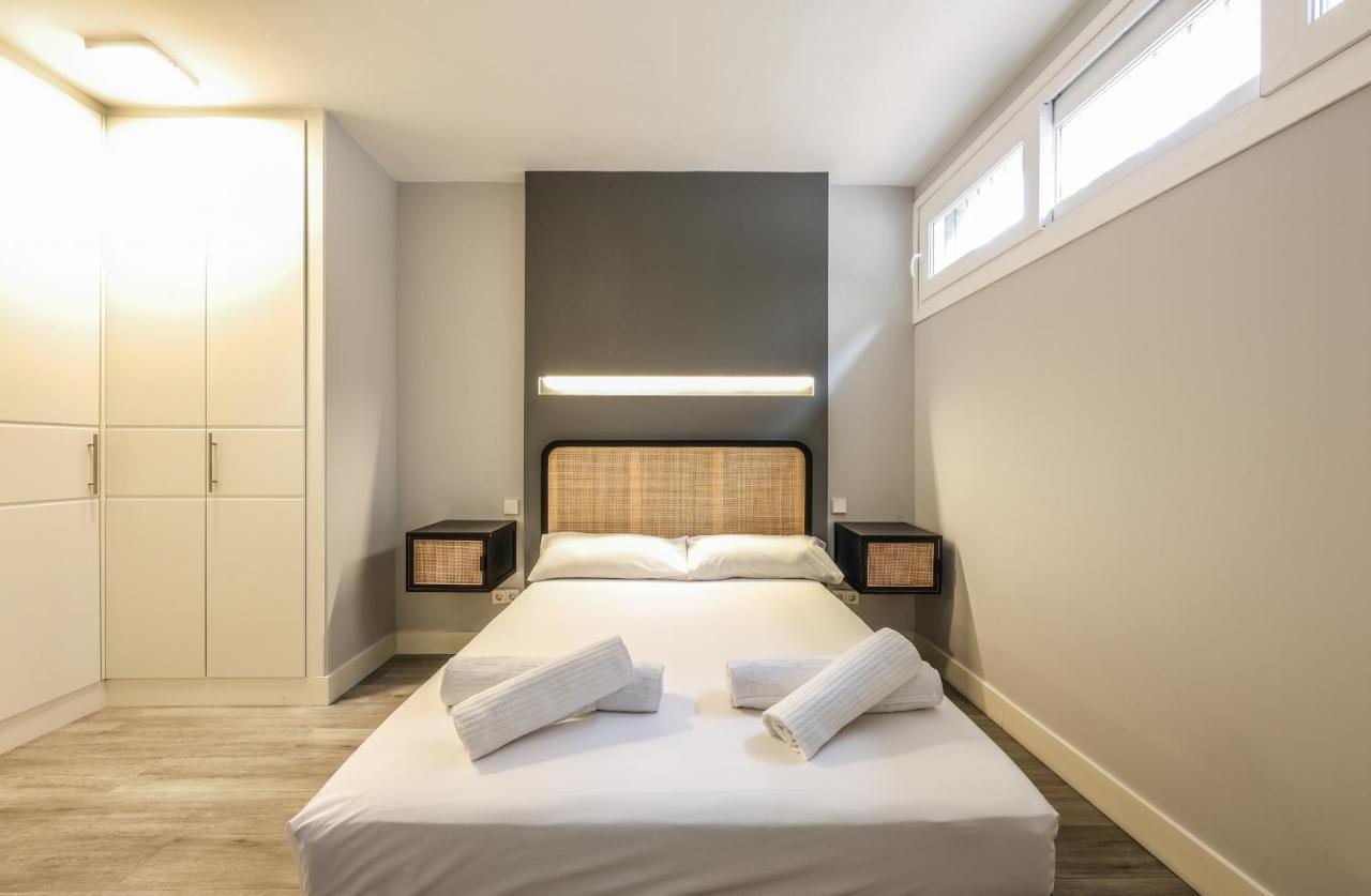 Apartamentos Reformados En Arturo Soria Madrid Extérieur photo