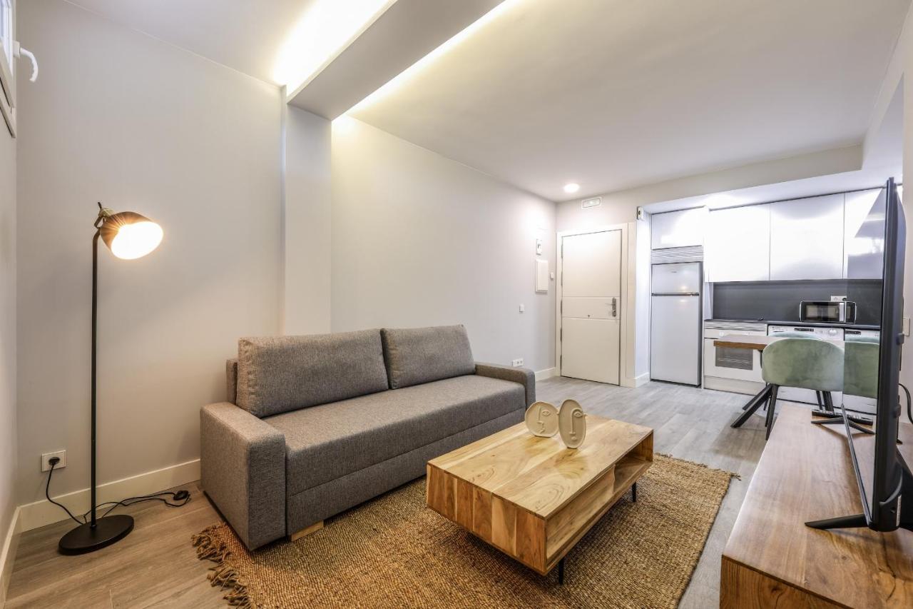 Apartamentos Reformados En Arturo Soria Madrid Extérieur photo