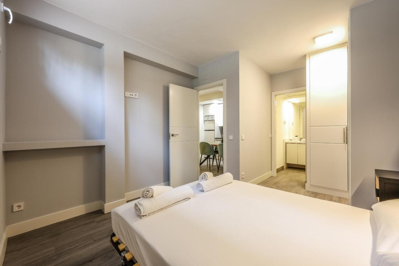 Apartamentos Reformados En Arturo Soria Madrid Extérieur photo
