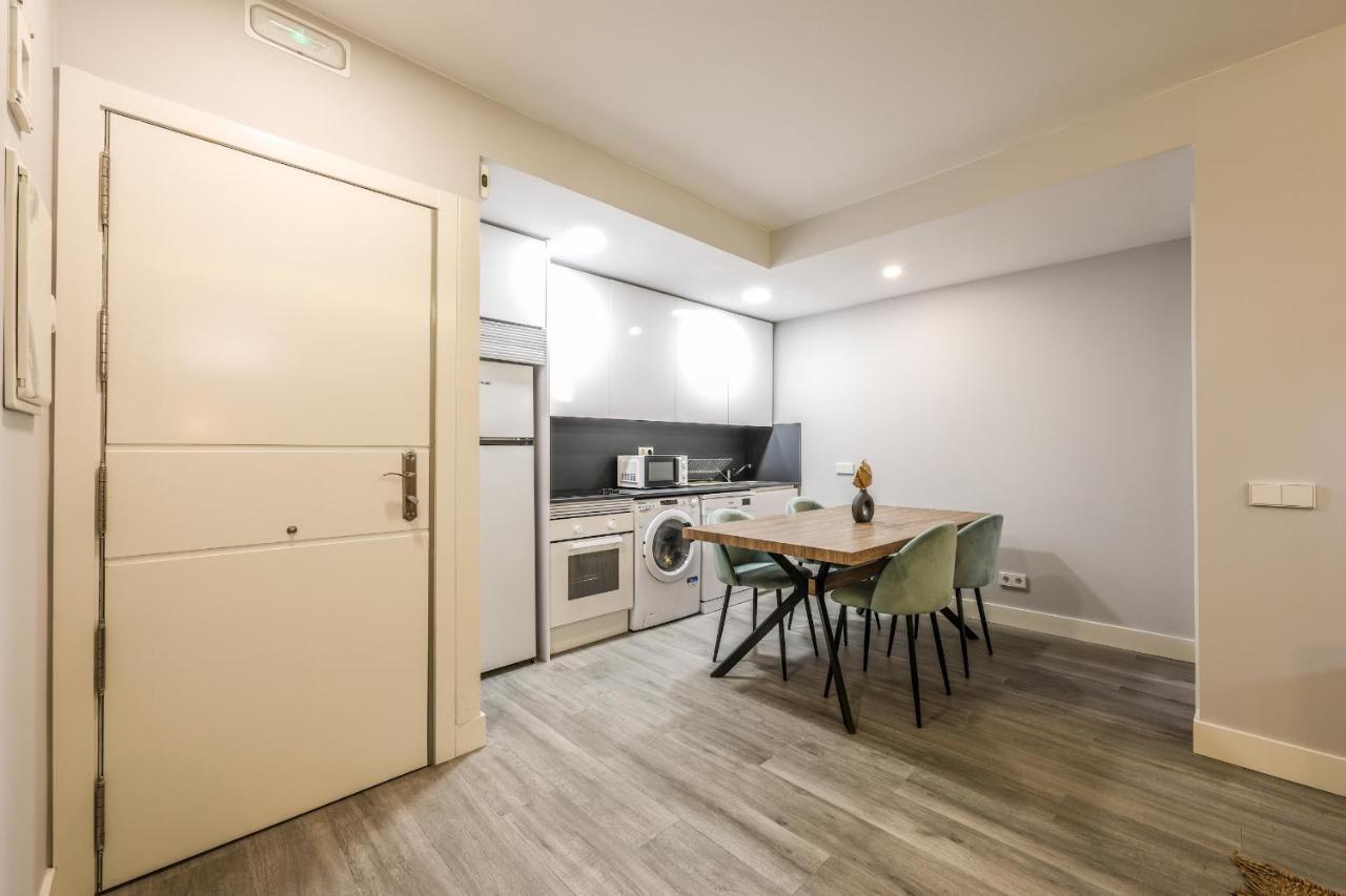 Apartamentos Reformados En Arturo Soria Madrid Extérieur photo