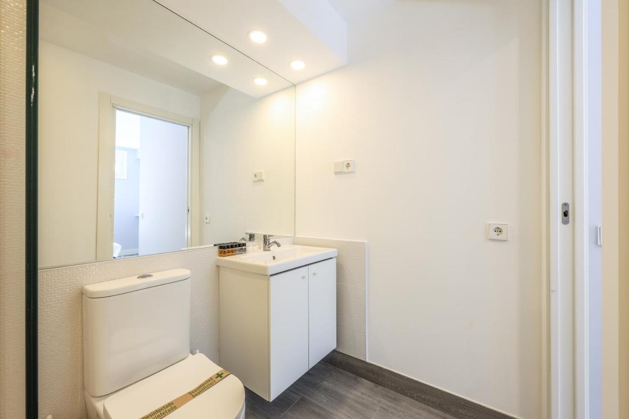Apartamentos Reformados En Arturo Soria Madrid Extérieur photo