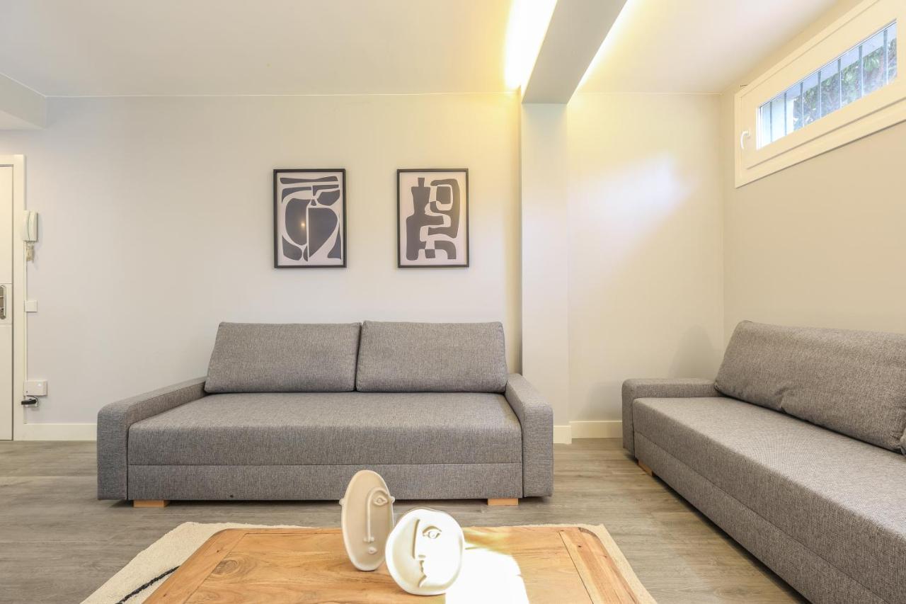 Apartamentos Reformados En Arturo Soria Madrid Extérieur photo