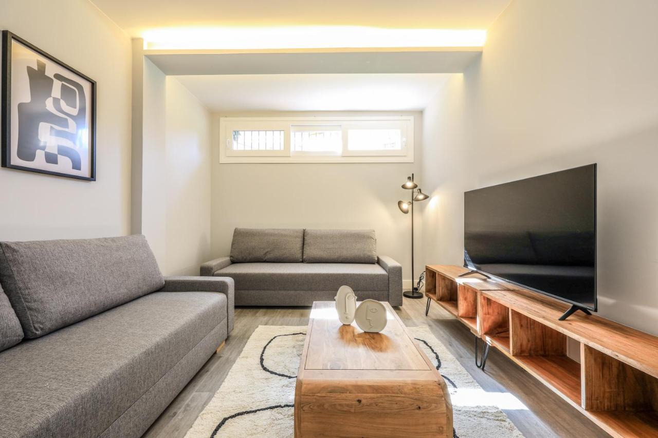 Apartamentos Reformados En Arturo Soria Madrid Extérieur photo