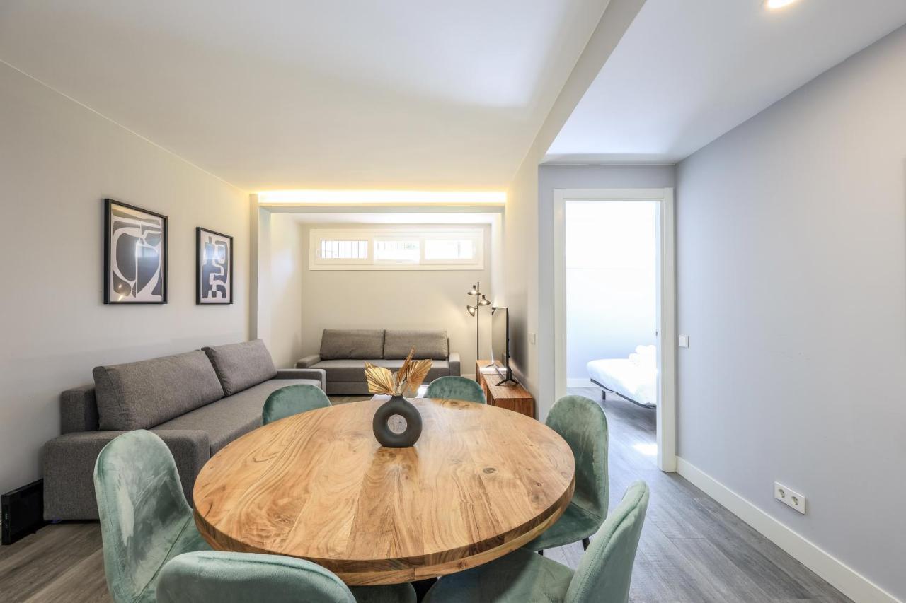 Apartamentos Reformados En Arturo Soria Madrid Extérieur photo